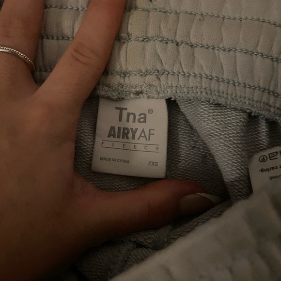 TNA SWEATPANTS - Picture 2 of 2